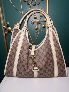 Gucci GG Supreme Joy Bardot shoulder bag